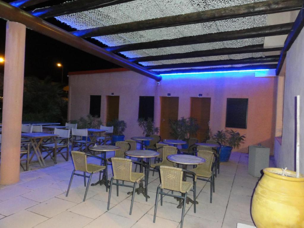 Hotel L'Hacienda Martigues Exterior photo